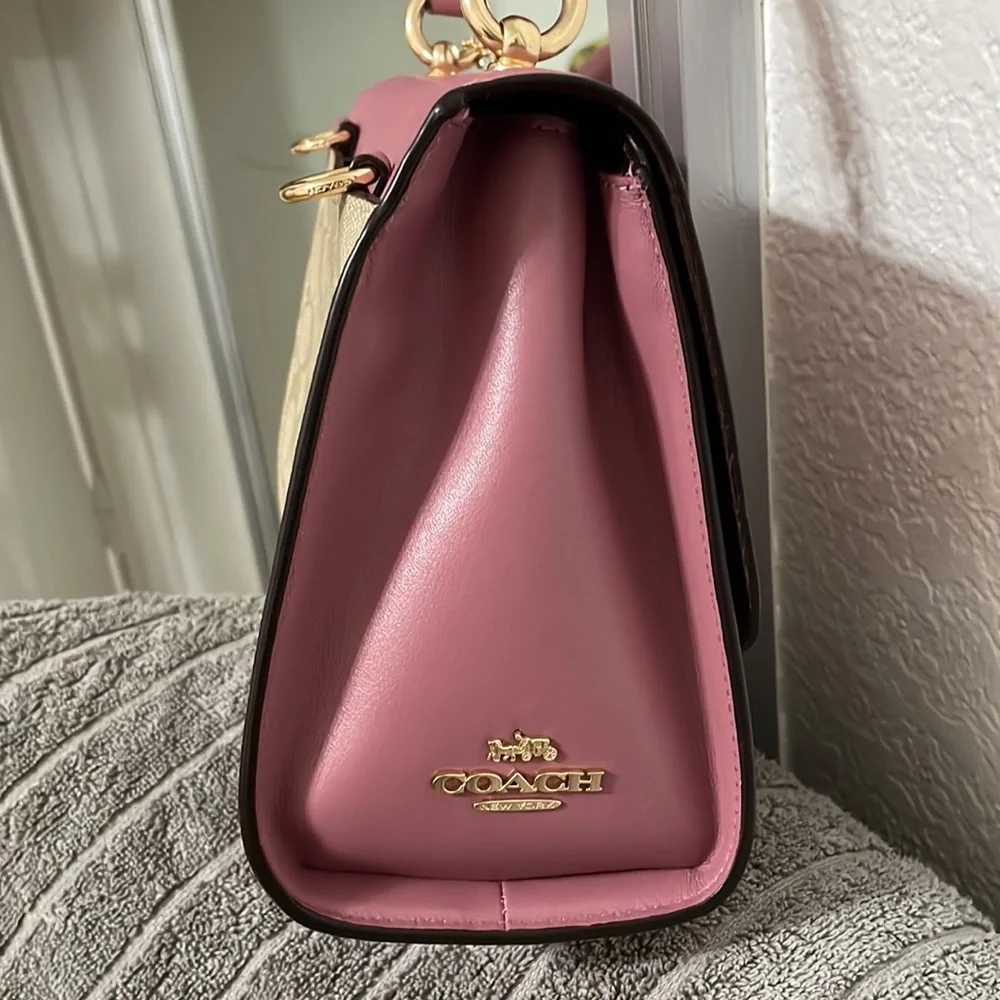 Coach Sig Butterfly🦋App TLY Shoulder Bag. - Picture 5 of 16